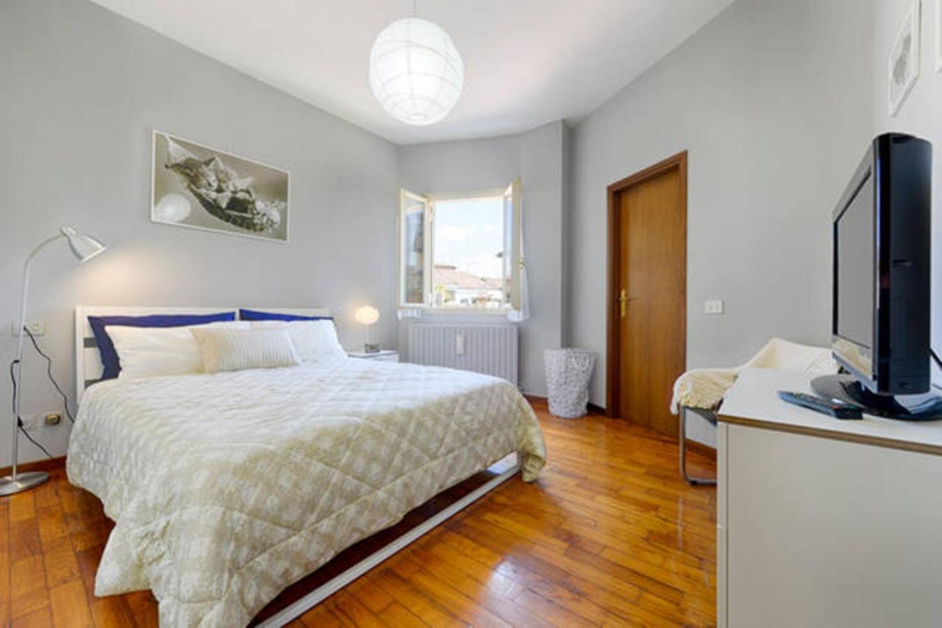 Grazioso Studio In Centro- Wifi Ascensore Aria Condizionata Modena Dış mekan fotoğraf