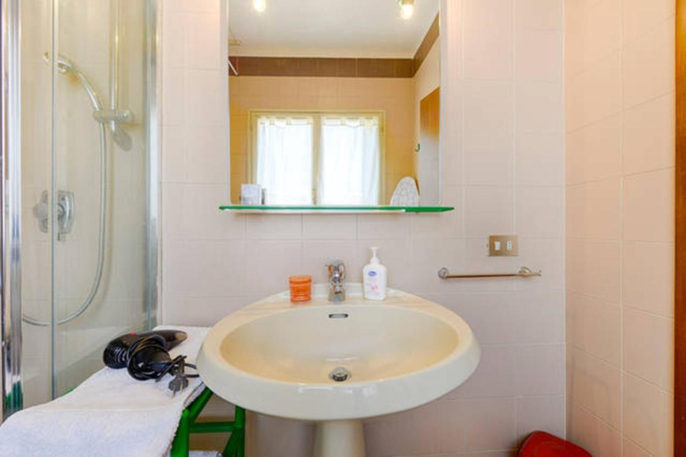 Grazioso Studio In Centro- Wifi Ascensore Aria Condizionata Modena Dış mekan fotoğraf