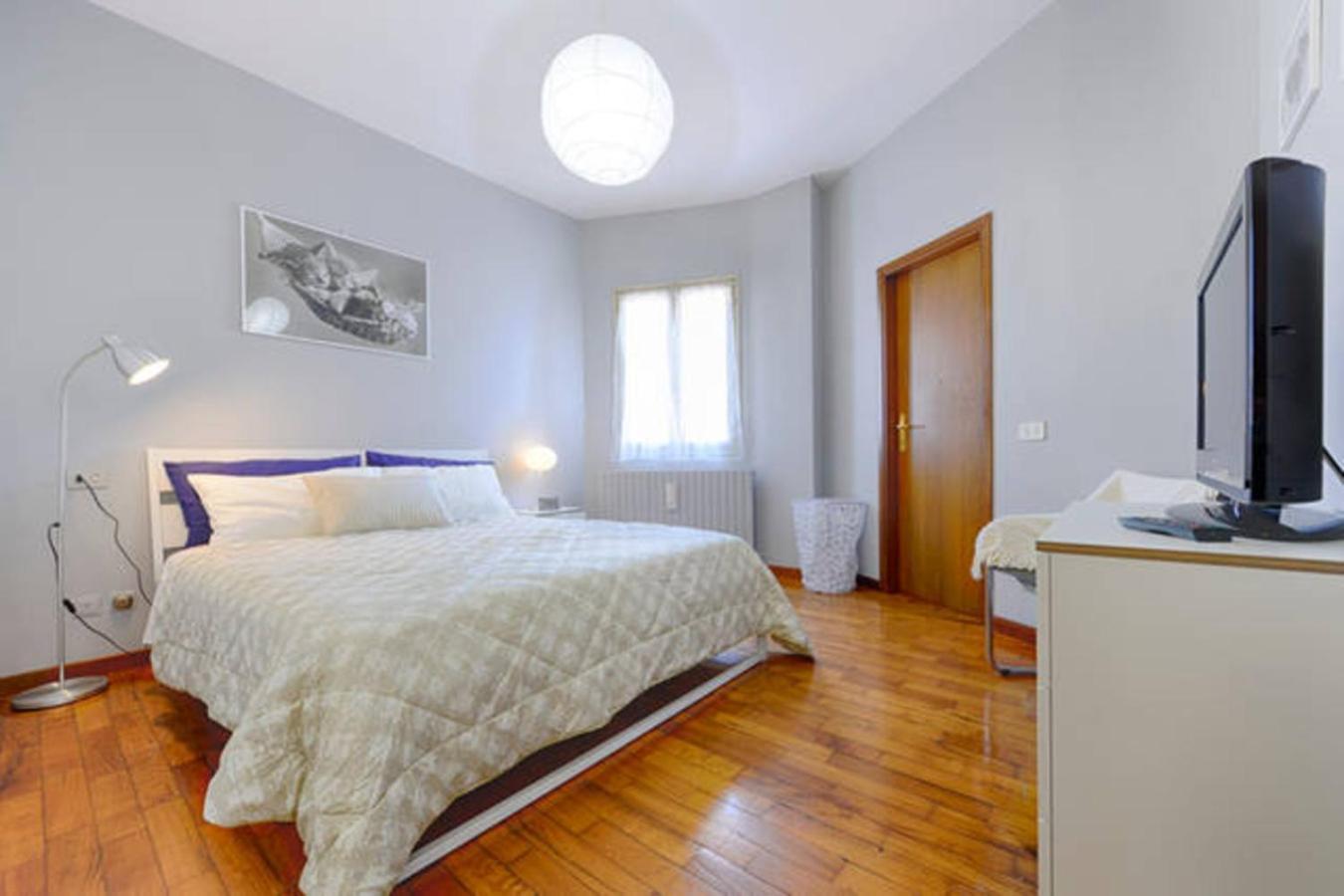 Grazioso Studio In Centro- Wifi Ascensore Aria Condizionata Modena Dış mekan fotoğraf